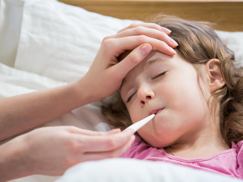 ¿Crecen los niños cuando tienen fiebre?