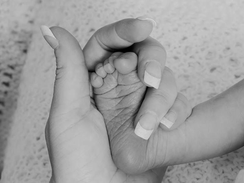 Lo que las mamás quieren que sepas antes de visitar a un recién nacido  Foto: *Pixabay