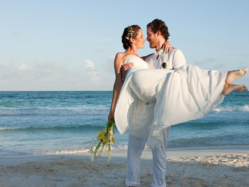 ¿Es válida una boda en la playa?
