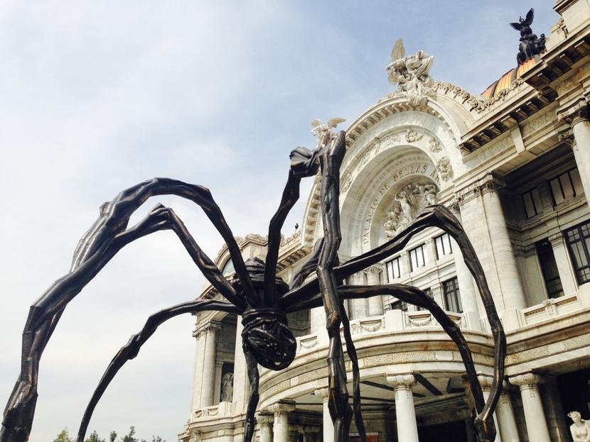 Araña en Bellas Artes