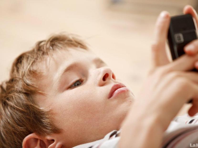 ¿Cuándo darle a tu hijo un celular?