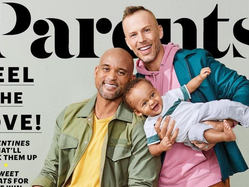 Padres gays son portada de revista