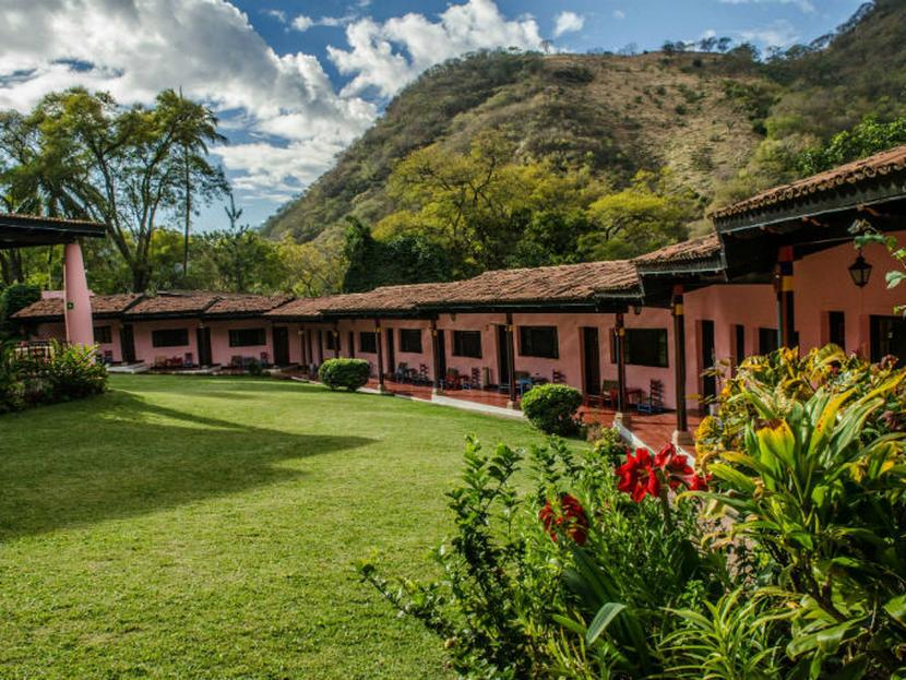 Agua Blanca, un eco-resort en Michoacán que debes conocer