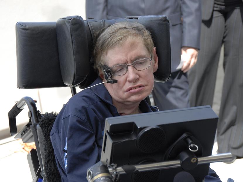 El gran temor de Stephen Hawking: ‘Superhumanos’ capaces de manipular su propio ADN