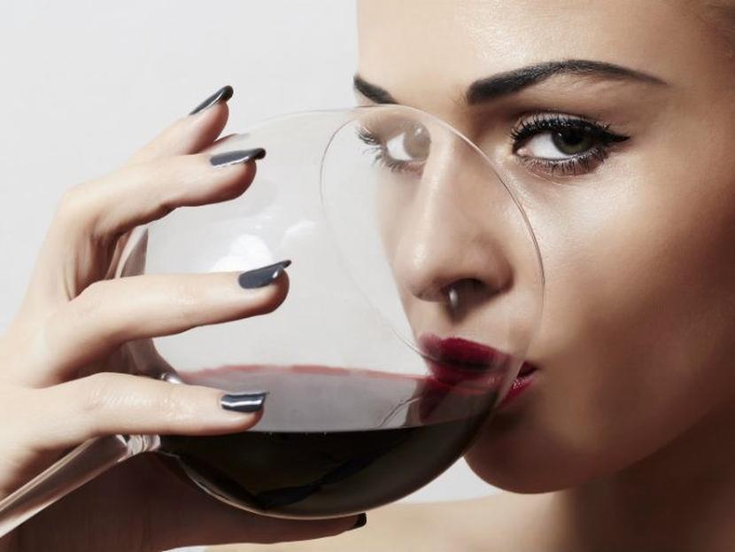 Beneficios del vino tinto en la salud.