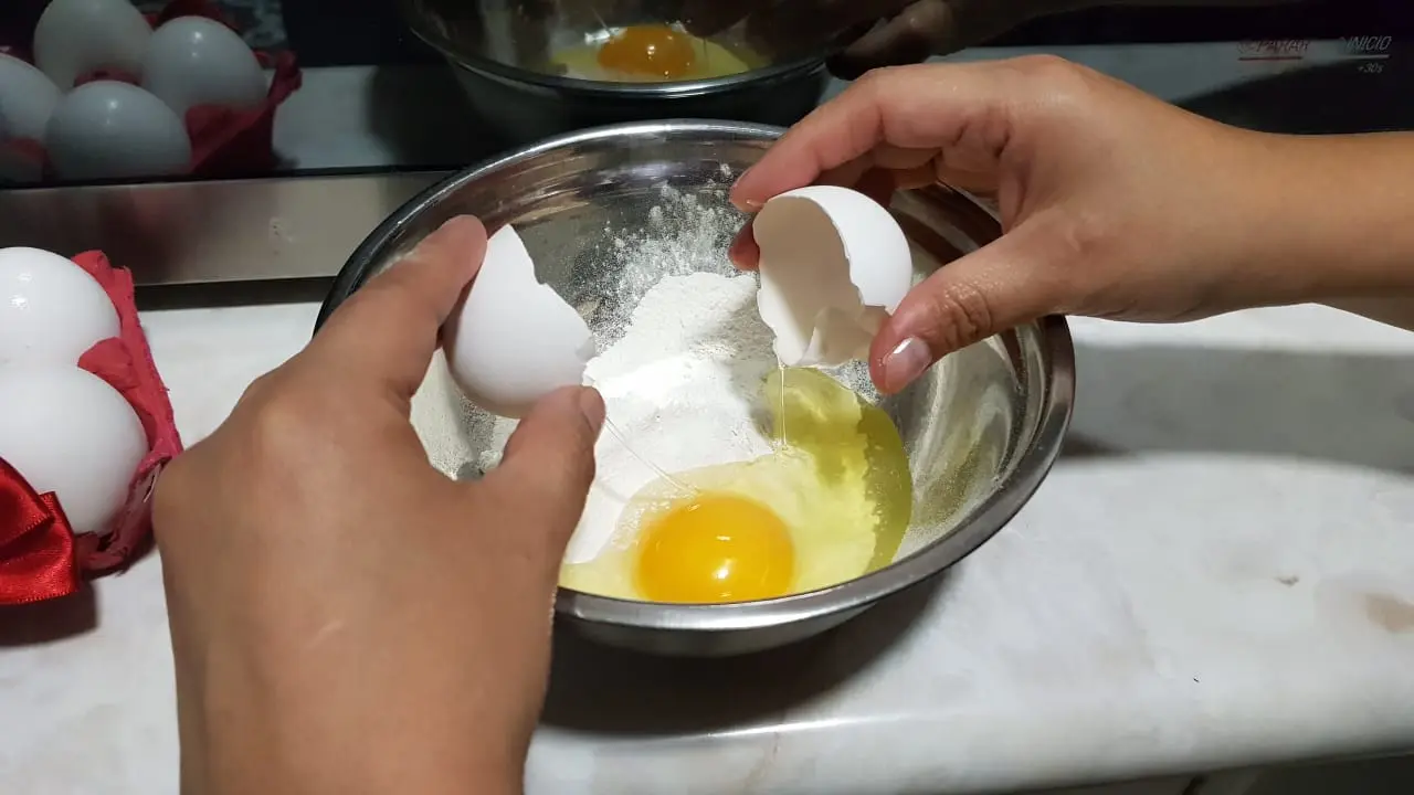 Mezcla harina y huevo